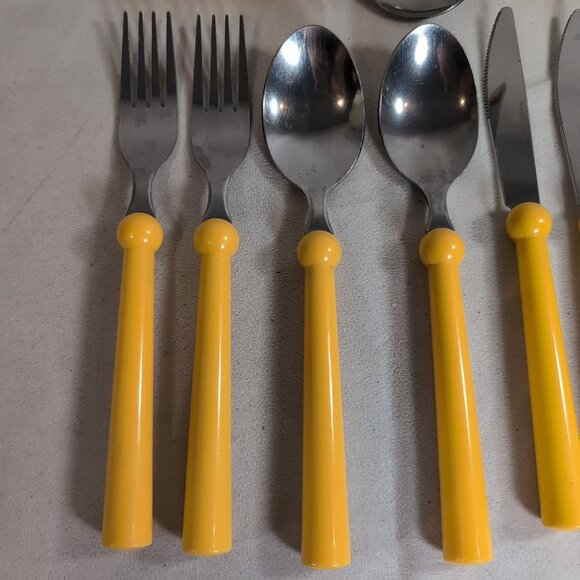 IKEA 15 Lot GRAMMATIK Vintage Flatware Yellow Plastic Fork Knives Spoon Cutlery - Picture 2 of 12